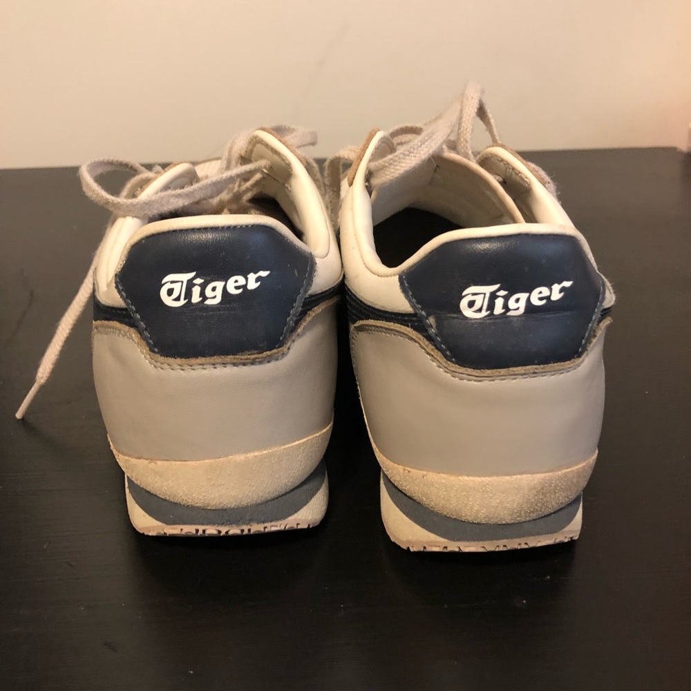 Asics - Picture 3 of 4